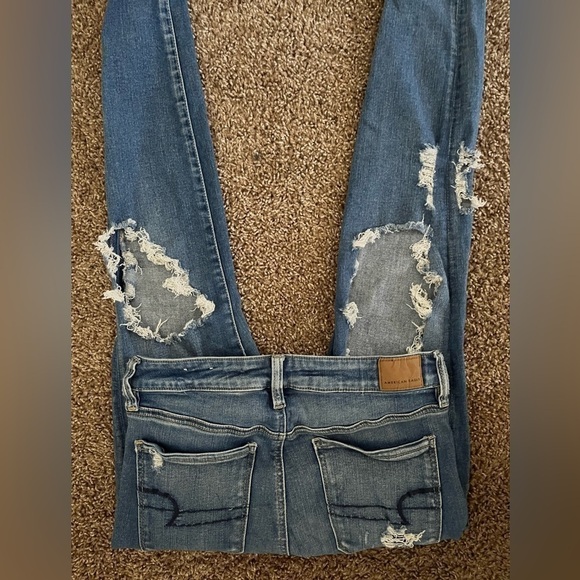 American Eagle Outfitters Blue Distressed Jeans - Picture 3 of 7